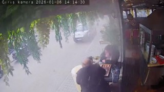 Restoranda Klima Borusu Patladı, O Anlar Kamerada