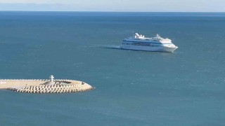 Rus turistlere Türkiyede fırtına engeli