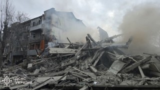 Rusya, Harkovda 5 katlı binayı vurdu: en az 25 yaralı
