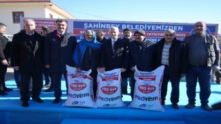 Şahinbey Belediyesinden hayvan yetiştiricilerine 7 bin ton yem desteği