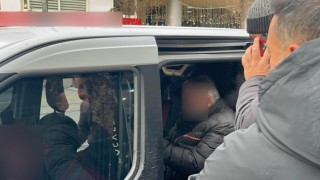 Sahte bilezikleri gerçek altınla takas etmek isteyen şüpheliye ev hapsi cezası verildi