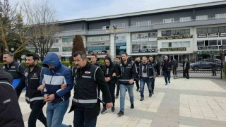 Sahte kimlikle arazi satıp milyonluk vurgun yapmaya çalışan 4 kişi tutuklandı