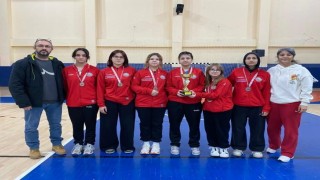 Şampiyon badmintonda da değişmedi
