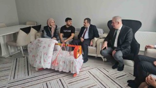 Samsunda Aile ve Gençlik Fonundan yararlanan aile bebek sevincini yaşadı