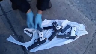 Samsunda şüpheli araçtan 3 adet ruhsatsız tabanca ele geçirildi