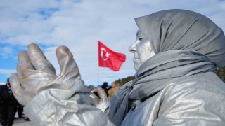 Sarıkamışta binler Bu toprakta izin var diyerek şehitlerin izinde yürüdü