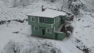 Şehit ailesi harabe köy evinden kurtuldu, yeni yuvalarına kavuştu
