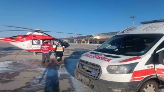 Şemdinlide sıcak su yanığı olan bebek helikopter ambulansla Vana sevk edildi