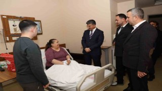 Şener, yeni yıl gecesinde kamu çalışanlarıyla buluştu