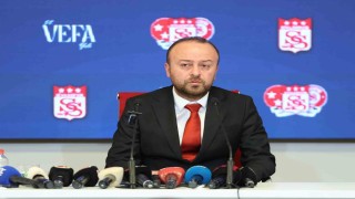 Sivasspor Başkanı Burak Özçoban: Transfer yasağı kalkacak