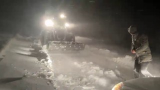 Sivasta kar ve tipi ulaşımda aksamalara neden oldu
