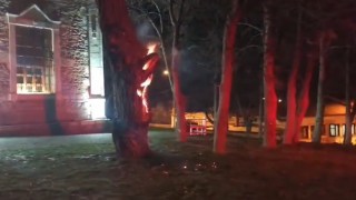 Sivrihisar Tarihi Ermeni Kilisesi önündeki tarihi ağaç ateşe verildi