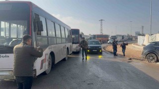 Suriyede Şeyh Maksud Mahallesine gelen 20 otobüs, teslim olan SDGli teröristleri farklı bölgelere götürecek
