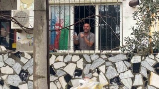 Tahliye esnasında kiracının binayı yakarım iddiası ekipleri harekete geçirdi