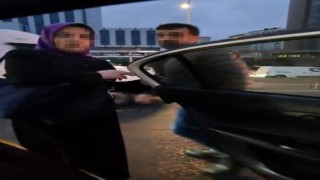 Taksici trafiği yoğun buldu, aldığı yolcuyu tekrar indirdi
