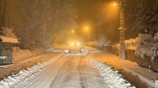 Tarsusta karla mücadele: Ekipler gece boyunca sahadaydı