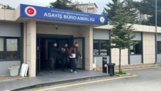 Tartıştığı kişiyi silahla vurup başında bekledi