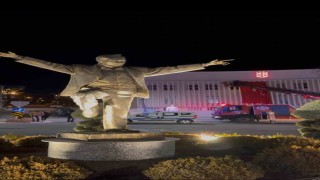 Tavasın her noktası bayraklarla donatıldı