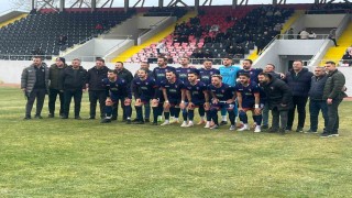 Tepecikspor zirve takibini bırakmıyor