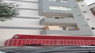 Teslim olmamak için kendini balkona kilitledi: Müzakereci ekipler sevk edildi
