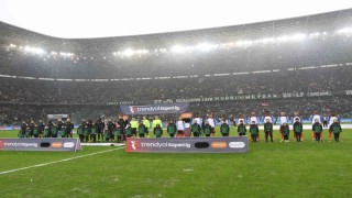 Trendyol Süper Lig: Kocaelispor: 0 - Trabzonspor: 0 (Maç devam ediyor)