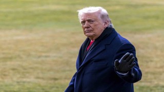 Trump, Grönlandın satın alımına karşı çıkan 8 Avrupa ülkesine yüzde 10 gümrük vergisi yaptırımı uygulayacak