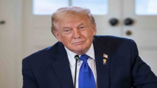 Trump’tan Küba’ya Petrol ve Para Uyarısı
