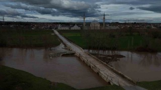 Tunca Nehri alarm veriyor: Tarım arazileri sular atında kaldı