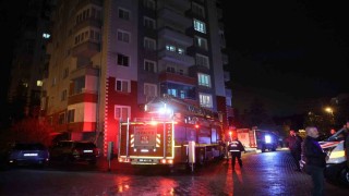 Tüpten tüpe gaz dolumu yaparken evi yaktı
