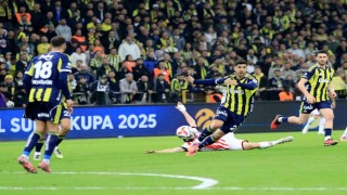 Turkcell Süper Kupa: Fenerbahçe: 1 - Samsunpor: 0 (İlk yarı)