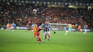 Turkcell Süper Kupa: Galatasaray: 2 - Trabzonspor: 0 (İlk yarı)