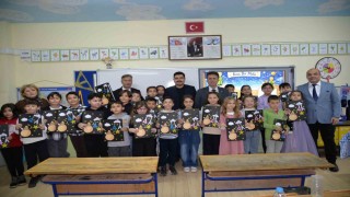 Türkelide yarıyıl tatili, karne sevinciyle başladı