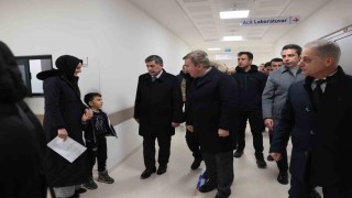 Vali Aydoğdu yeni yıla hastanede girdi