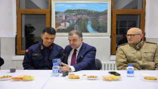 Vali Eldivandan emniyet güçlerine moral ziyareti