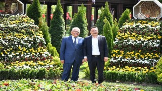 Valiler kararnamesi sonrası anlamlı paylaşım