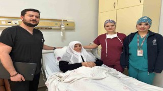 Vanda hastanın göğüs kafesi açılmadan akciğerin yarısı çıkarıldı