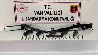 Vanda silah ve mühimmat ele geçirildi