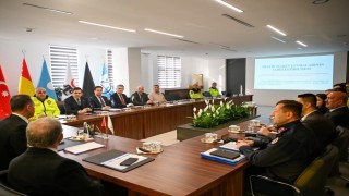 Yalovada trafik levhaları sadeleştirildi