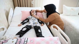 Yanlış iğne iddiasıyla yatalak olan 4 yaşındaki Mihra yaşam mücadelesi veriyor