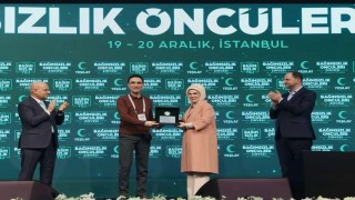Yeşilay Erzurum Şubesine anlamlı ödül