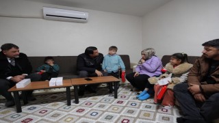 Yılmazdan evi yanan Kömek ailesine anlamlı ziyaret