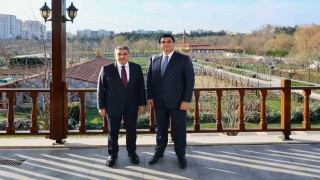 Yılmazdan İstanbulda önemli temaslar