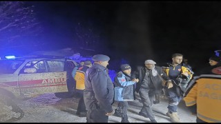 Yolu kapanan köyde mahsur kalan KOAH hastasının yardımına UMKE yetişti