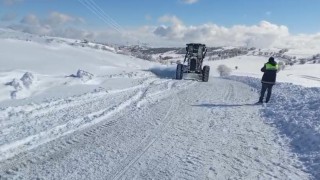 Yozgatta ekipler kar mesaisini aralıksız sürdürüyor