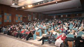 Yunus Emre, Esenyurtta ilahiler ve şiirlerle anıldı