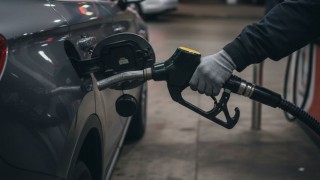 Zam Geldi, Motorin Tabelası Güncellendi