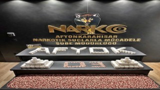 10 bine yakın uyuşturucu hapla yakalanan 3 kişi tutuklandı