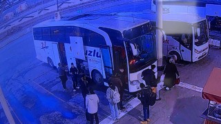 8 kişinin hayatını kaybettiği kazaya karışan otobüs Ispartadan son kez yolcu alırken görüntülendi