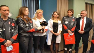 A Milli Kadın Futbol Takımından kanser hastalarına moral ziyareti