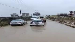 Adıyamanda yol göle döndü